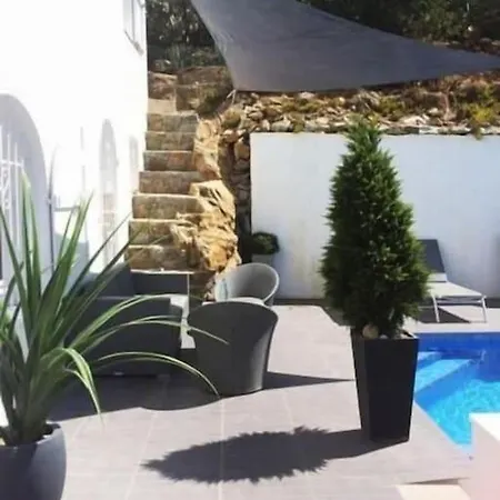 Eden-roc Villa Roses