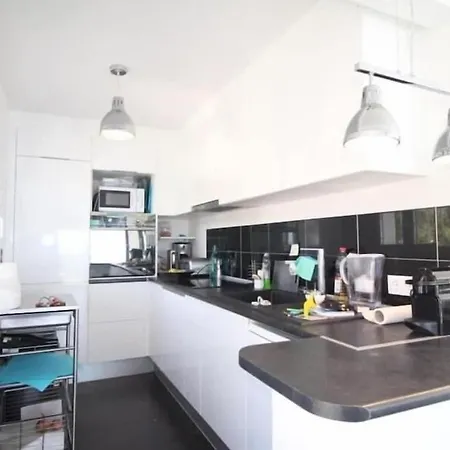 Eden-roc Villa Roses